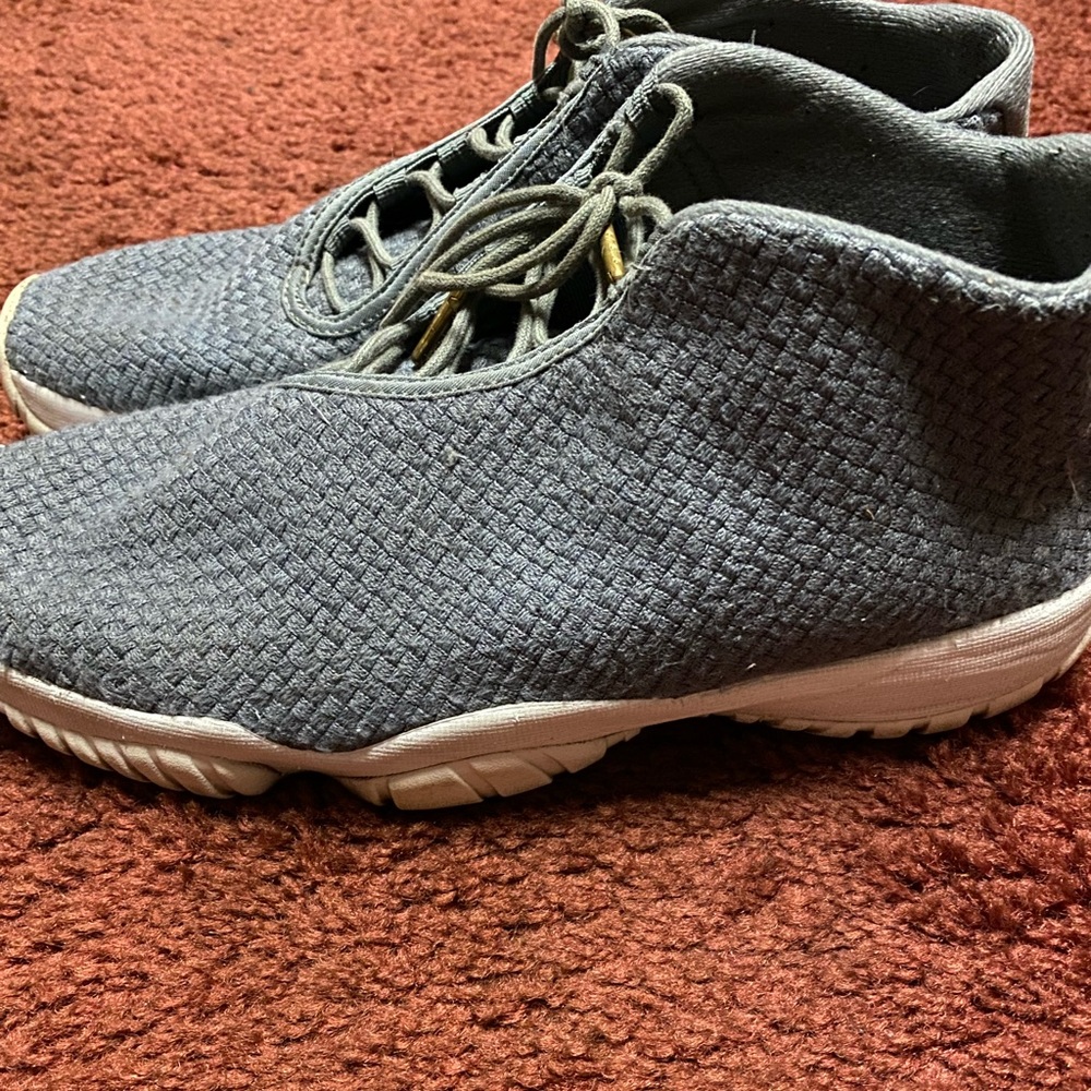 Jordan future - Picture 2 of 5